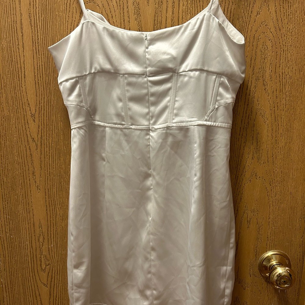 Small Zara White Mini Dress - Picture 2 of 4